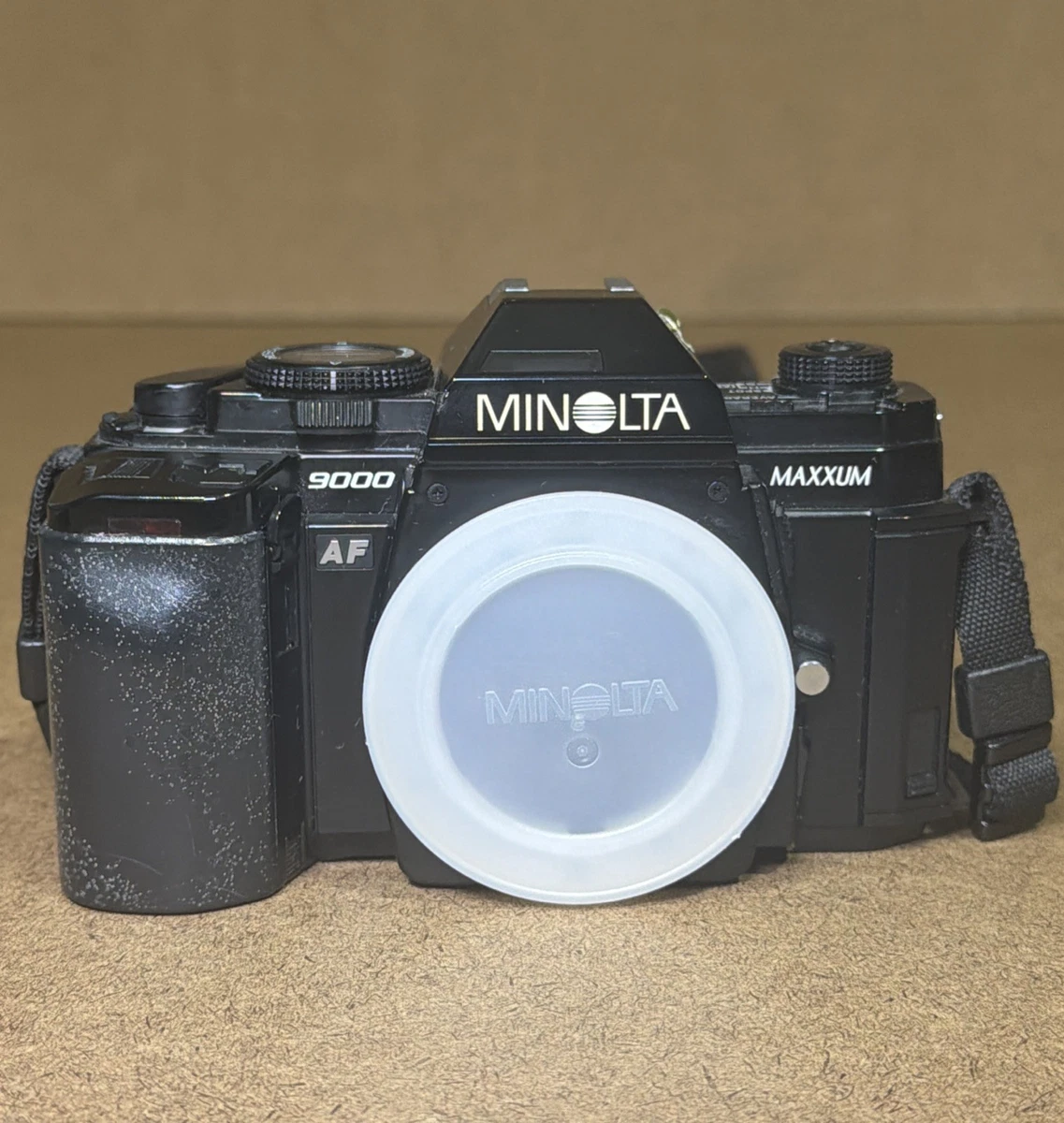 MINOLTA 9000 フィルムカメラ カメラケース付き Minolta Maxxum 9000 Film Cameras for sale | eBay