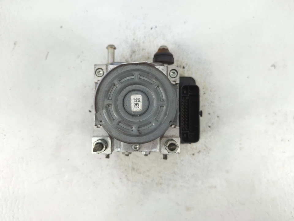 Módulo de control de bomba ABS Mitsubishi Outlander Sport 2014-2017 NU0JB Foto 3 de 4