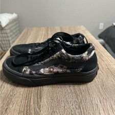 Vans Old Skool Velvet Floral Tapestry Black Suede Low Top Sneakers Womens