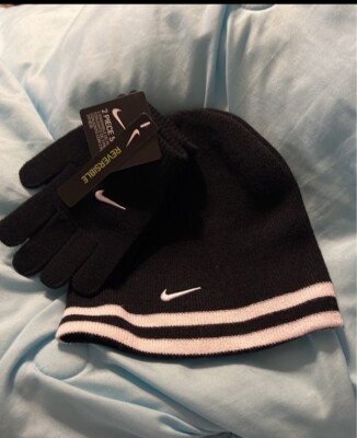 Nike Youth Boys Reversible Winter Black White Hat Beanie and