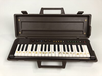 YAMAHA PS-2 Portasound ミニ鍵盤 THE Yamaha PortaSound PS-2 Mini Keyboard from 1980. WOW