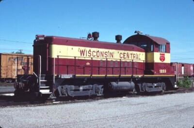 WC 1233 SW-1200 NEENAH WI (WISCONSIN CENTRAL) ORIGINAL DIA 06-02-89 T13-5