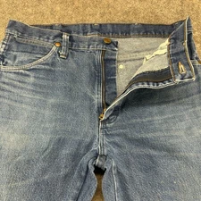 Wrangler Jeans Mens 31x30 Blue Cowboy Cut Slim Fit Medium Wash Distressed 936PWD