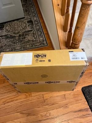 Tripp Lite PDUMH15AT 8-Outlet Power Distribution Unit 5-15R 120V/15A Brand New