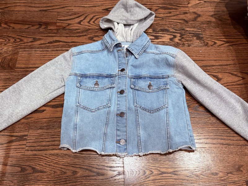 Treasure And bond Girls Large Aize 10/12 Denim Jacket