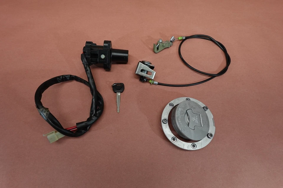 Juego de llaves de encendido Honda Interceptor 800 VFR800 2003-2009 tapa de gas Foto 4 de 4