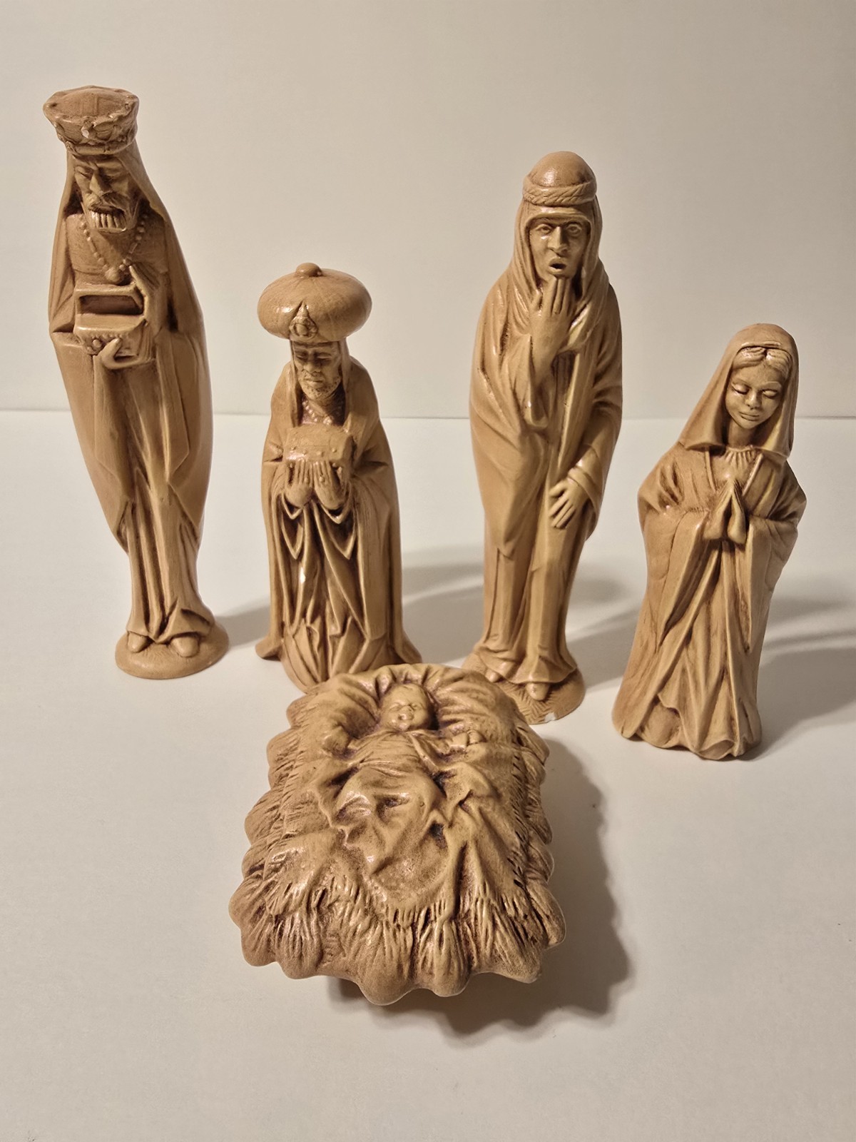 Vintage 1977 Byron Molds Ceramic Nativity Figurines
