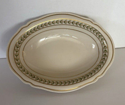 Castleton Bristol Christmas Oval Vegetable Serving Bowl 11'' x 8 1/4'' USA   G3