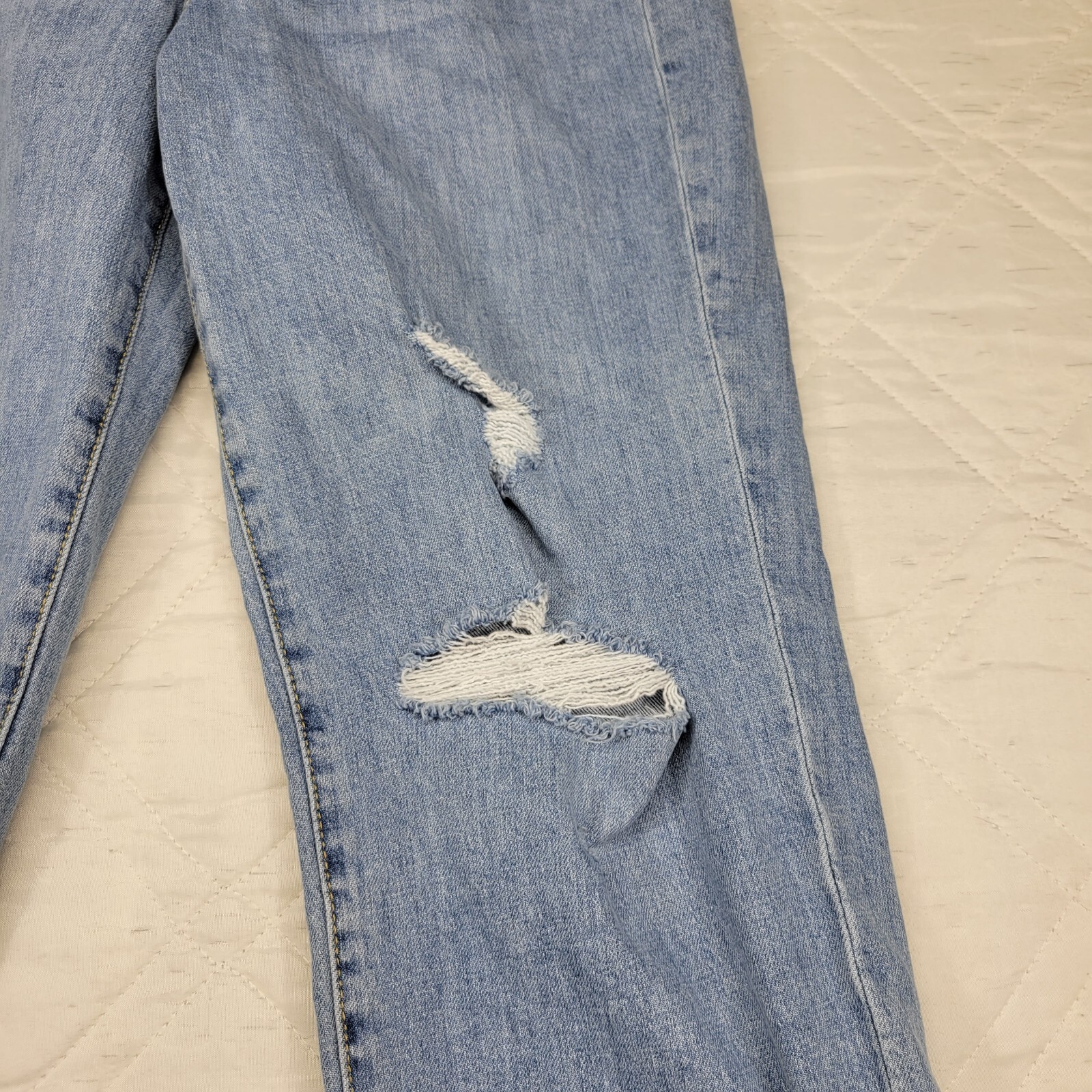 Universal Thread distressed button fly blue jeans… - image 2