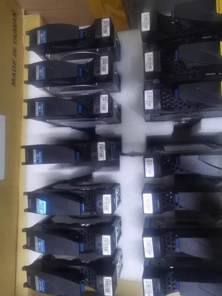 EMC 500GB 005048608 CX-SA07-500G 7.2K RPM 3.5" CX3CX4 Enterprise HDD Hard Disk - Image 3 of 3