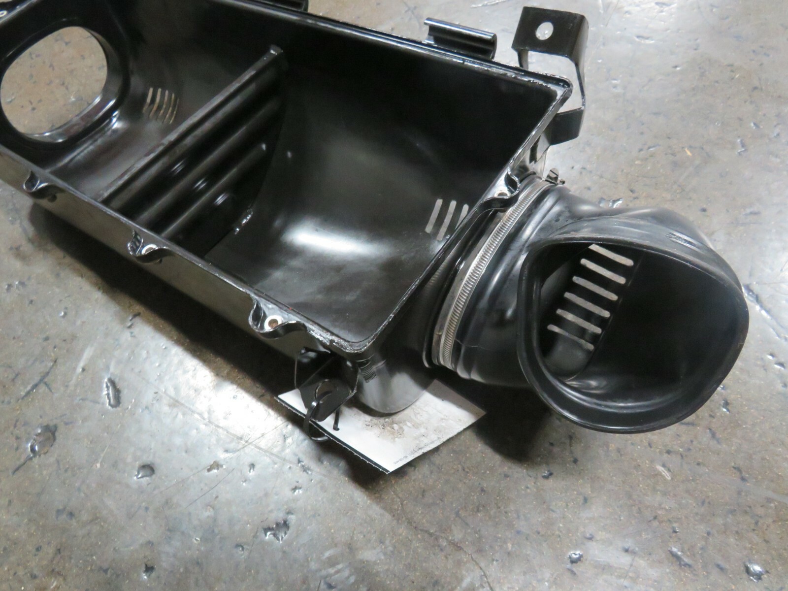 Ferrari 458 Italia, Spider, Lower Air Cleaner Box, Used, Damaged, P/N 252748