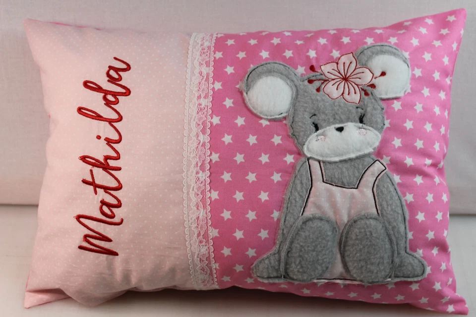 HANDGEFERTIGT,BESTICKT Kissen mit Wunschname,Taufe,Geburt,Geschenk
