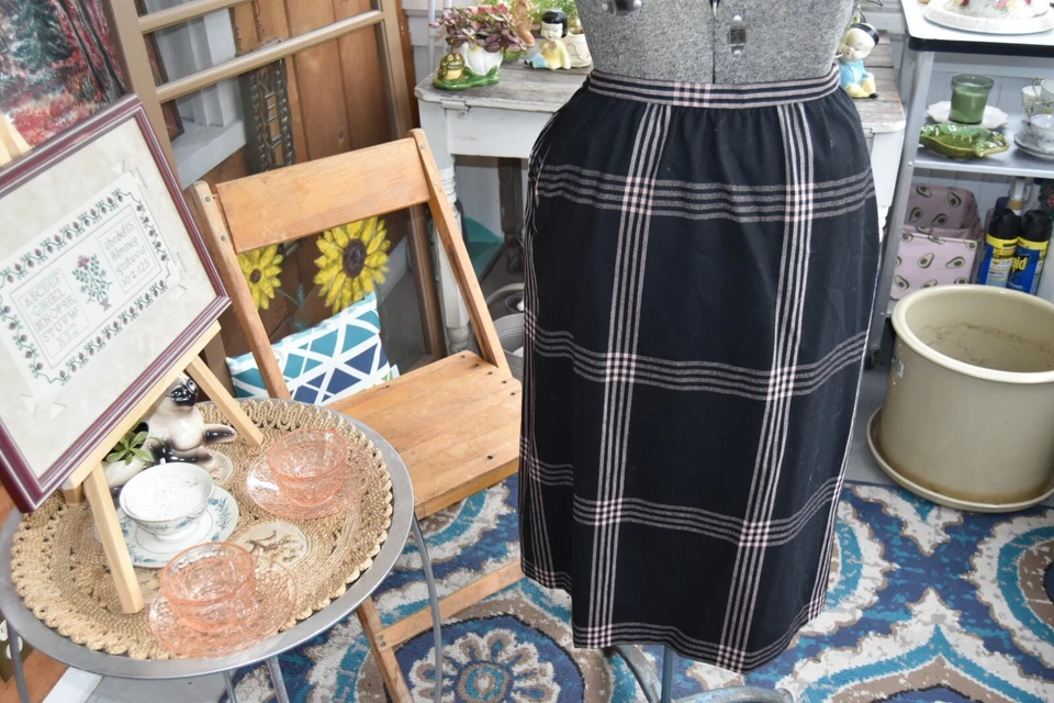 Falda Weathervane Vintage Años 60 Lana Pura Cuadros - Negra y Rosa Hecha en EE. UU. Pequeña Foto 4 de 4