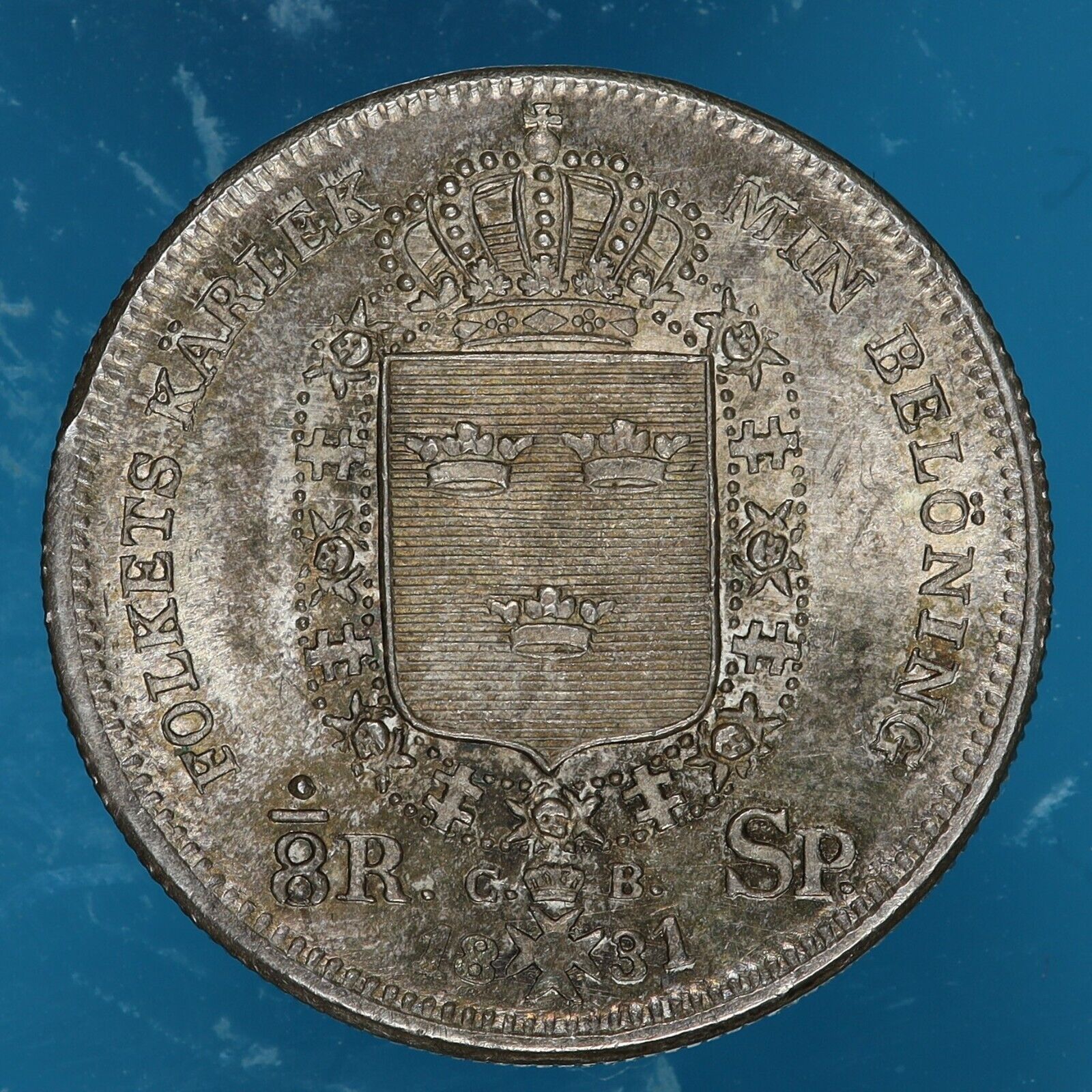 Foto 2 di 2
