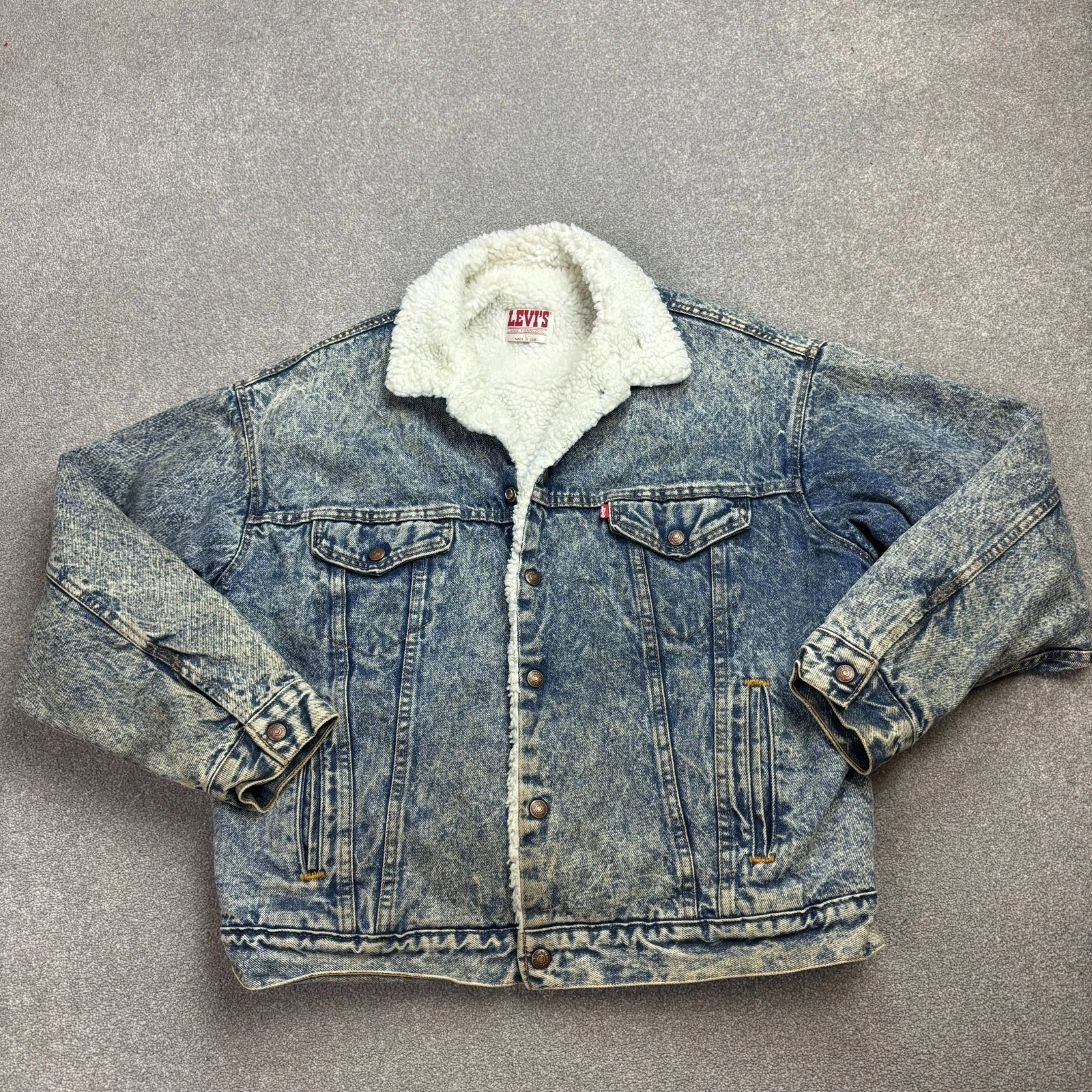 Levis Denim Jacket Adult Large Blue Sherpa Lined Acid Wash USA Made Red Tab Men*
Opens in a new wind