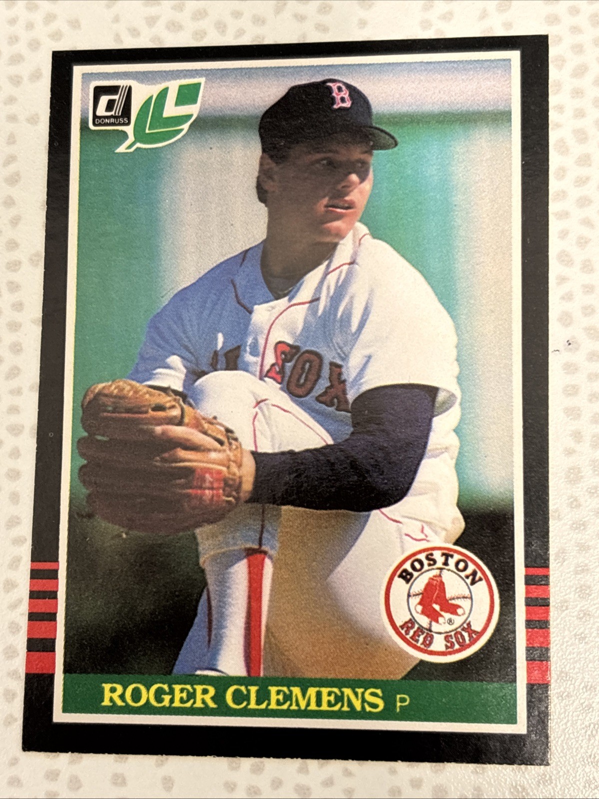 1985 Leaf - Roger Clemens #99 (RC)