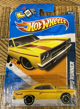 2012 Hot Wheels 89 Muscle Mania-mopar 910 70 Road Runner Yellow Free Shipping 2012 Hot Wheels 89 Muscle Mania-mopar 910 70 Road Runner Yellow Free Shipping