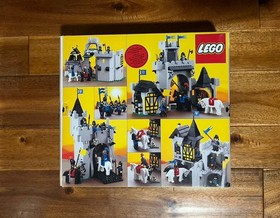 LEGO 6074 Black Falcons Fortress 100% COMPLETE w/ Box & Instructions All Plumes!