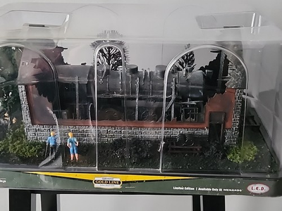 #ad #ad Menards 279 3092 O Gauge Fire Damaged Engine House NEW Factory Sealed Gold Line $175.99