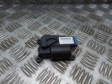 Volkswagen PASSAT B8 2015 Air heater flap actuator motor 5Q0907511A BRC55343