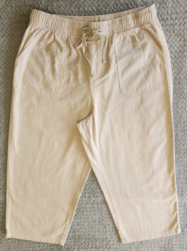 Basic Editions ~ Damen Pull On Capri Hose ~ Kordelzug ~ Gr. Medium ~ beige