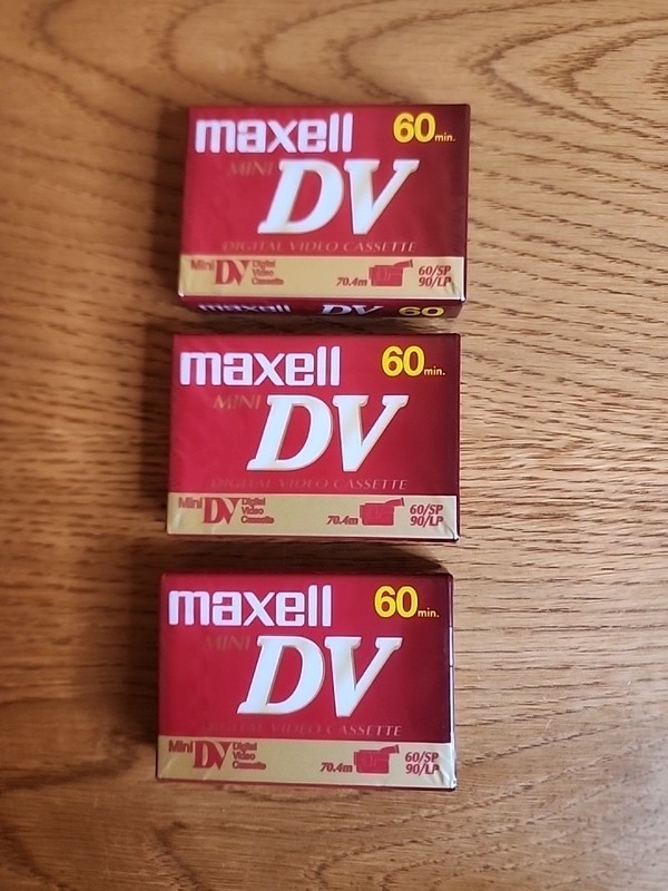 Lot Of 3 Maxell Mini DV 60 Minute Digital Video Cassettes DVM60SE