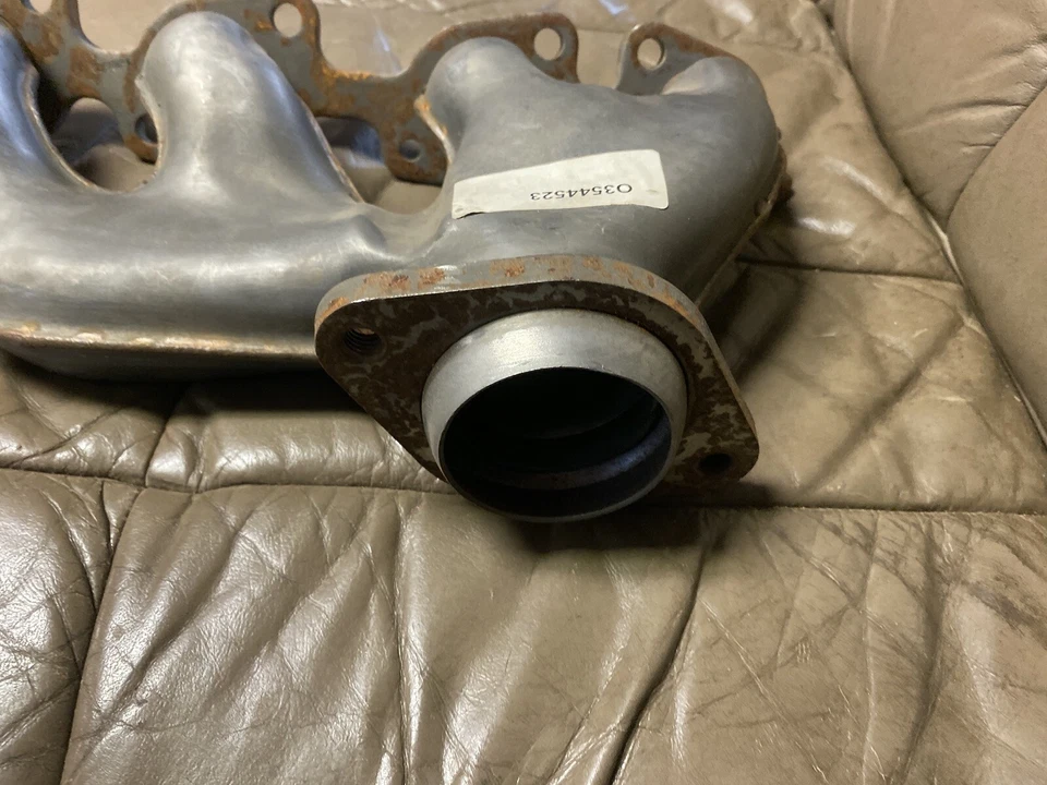 Coletor de escape direito 96-99 Cadillac Deville 4.6  - Imagem 3 de 4