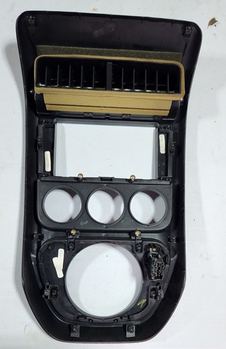 2003-2006 Honda Element Dash Radio Bezel Trim Panel w/ Vents 77250 - Picture 4 of 5