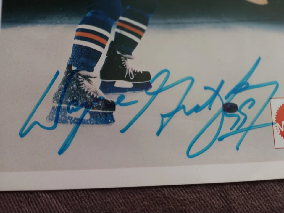 Wayne Gretzky Signed Photo ~ 100% Authentic Autograph 7x10  - Image 4 of 4