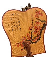 VINTAGE HAND PAINTED ASIAN INSPIRED FLORAL HAND HELD FAN W/ORNATE WOOD HANDLE