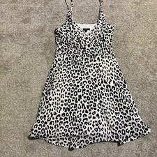 Express Mini Dress Leopard Print Sleeveless V-Neck White Black Sz M Fit n Flare