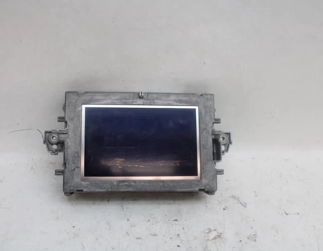 2012-2014 Mercedes-Benz GLK Class E Class TV Display Screen ID 2129004407 OEM - Image 2 of 2