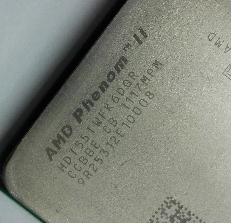 AMD Phenom II X6 1055T Desktop CPU Socket AM3 HDT55TWFK6DGR 938pin 95W TDP - Image 2 of 4