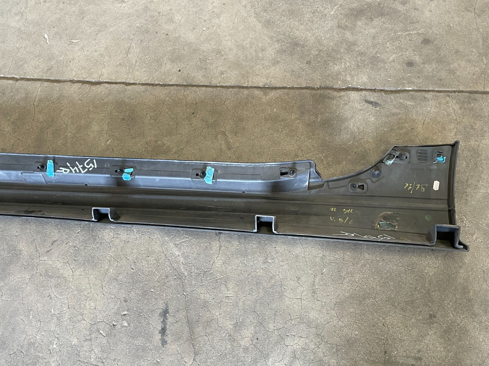 14-17 Maserati Quattroporte GTS Right Side Skirt Rocker Panel Molding 1574 OEM