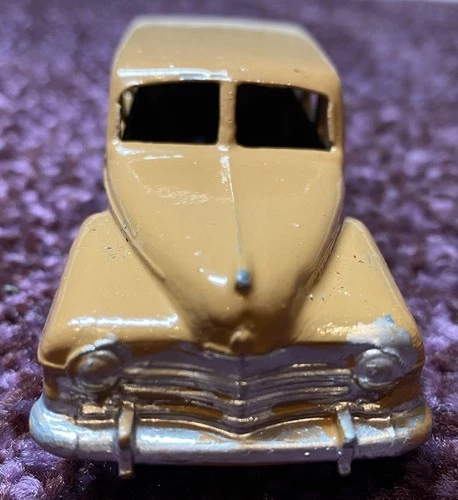 Dinky Toys No. 344 Plymouth Estate vintage die-cast model car