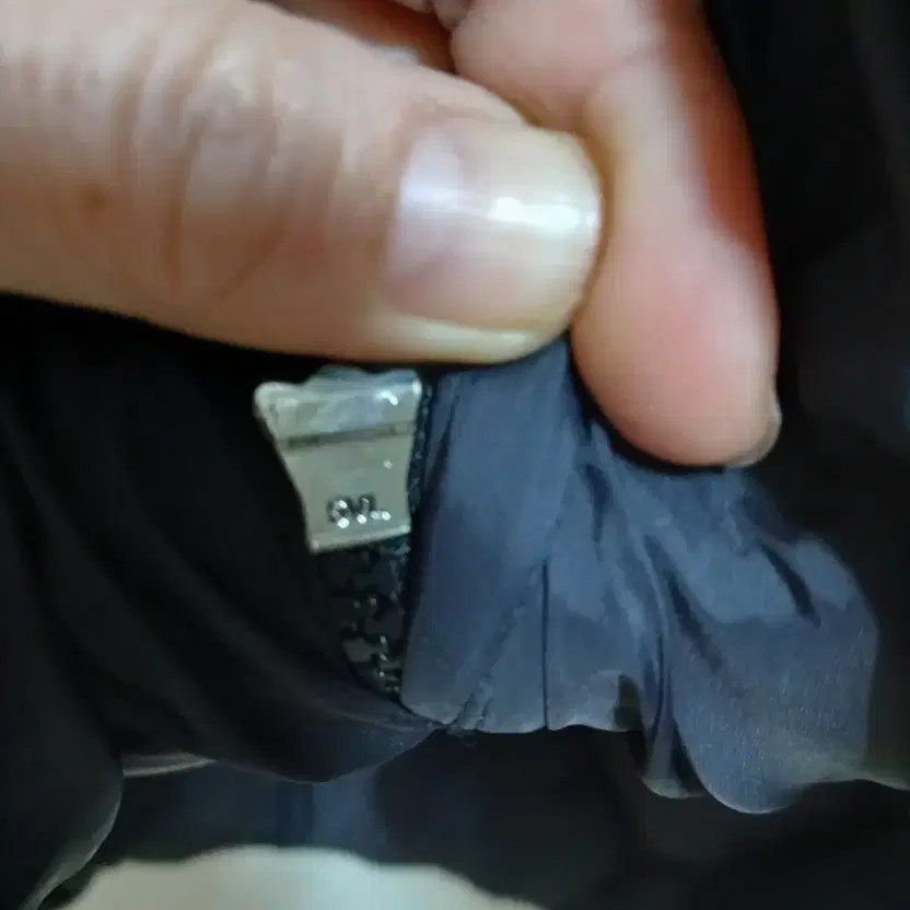 Moncler Women's Puffer Jacket, 21-23, Warm & Stylish thumbnail 2