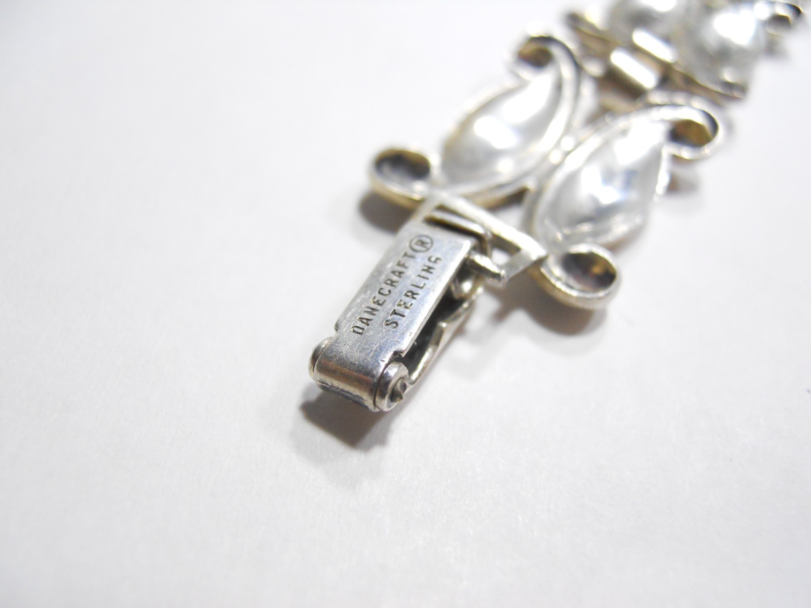 7.5" INCH DANECRAFT SCROLL LINK STATEMENT PATTERN… - image 4