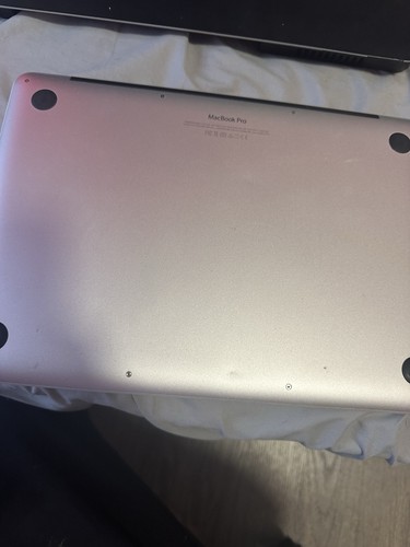 Apple MacBook Pro 13.3" (256GB SSD, Intel Core i7 5th Gen., 3.10 GHz, 8GB, Intel - Picture 3 of 9