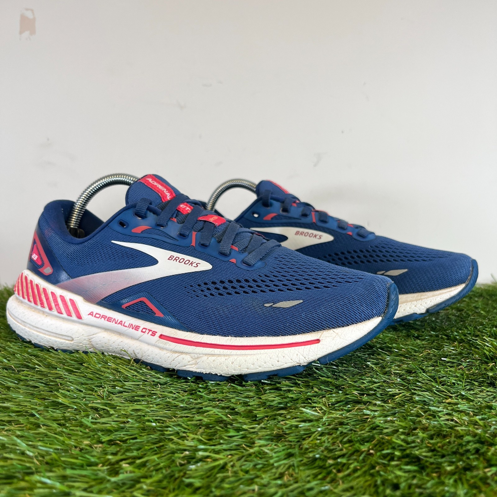 Brooks Trainers Size 7.5 Womens Blue Adrenaline GTS 23 Walking Gym Running Shoes