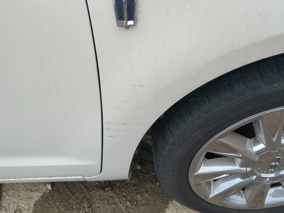 Guardabarros de pasajero Lincoln MKZ 2010-2012 QD099 Foto 2 de 4