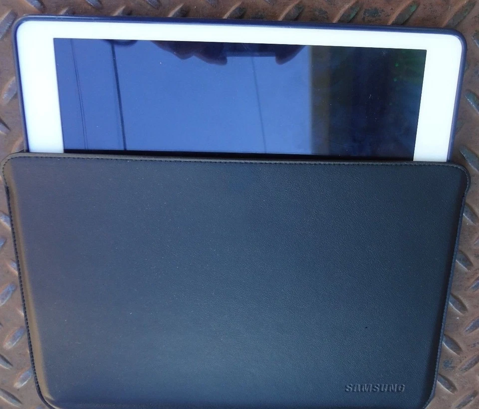 New Samsung Galaxy Tab 2 10.1 inch universal Tablet  Case Cover Stand Leather - Image 3 of 4