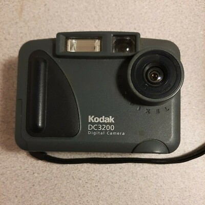 Kodak DC3200 Digital Camera Mega Pixel, Selling As Parts Only.
