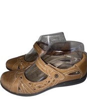EARTH ORIGINS Brown Leather Lila Mary Janes Comfort Shoe Women  s Size 6M