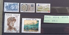 lot  timbres  france oblitérés 1982 n° 2207 2208 2209 2210 2211