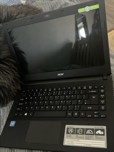Acer Aspire ES-1 431 Laptop 14" HD Display 2GB Ram 500GB HDD Drive Windows 10 - Picture 2 of 9