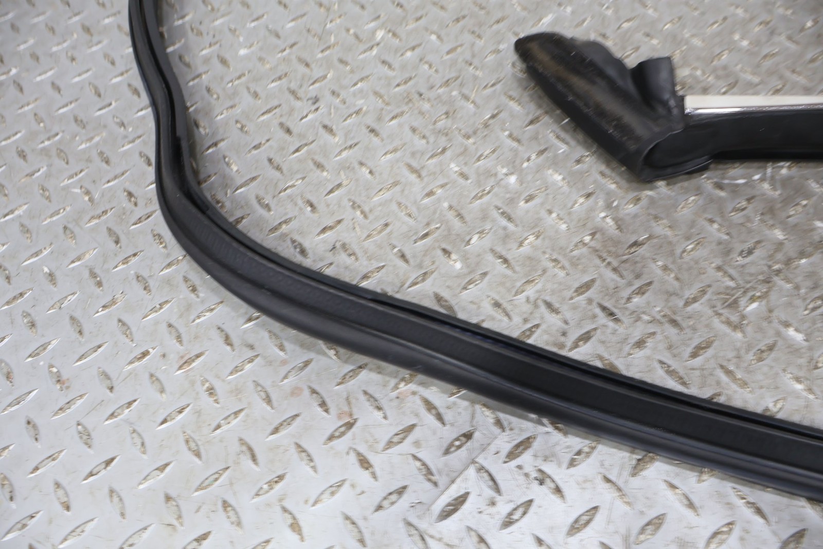 2010 Aston Martin V8 Vantage OEM Convertible Boot Cover Weather Stripping Seal