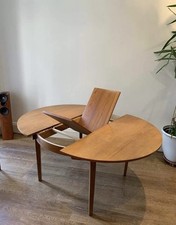Space-saving mid-century Danish diningset by Hans Olsen,Frem Røjle of G-Plan era