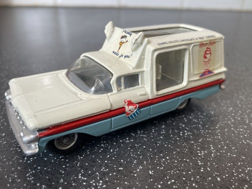 Furgoneta de helados Corgi Toys 486 código 3 Chevrolet Impala Mr Softee - única - Imagen 2 de 15