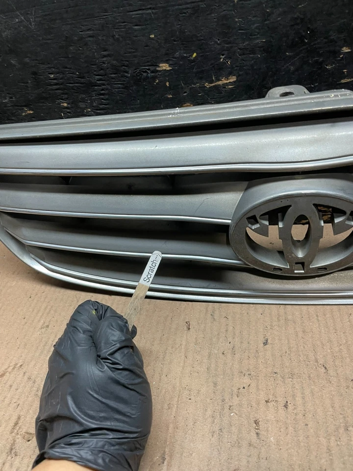 Parrilla superior delantera Toyota Corolla 2003 a 2004 T0455 PS Foto 3 de 4