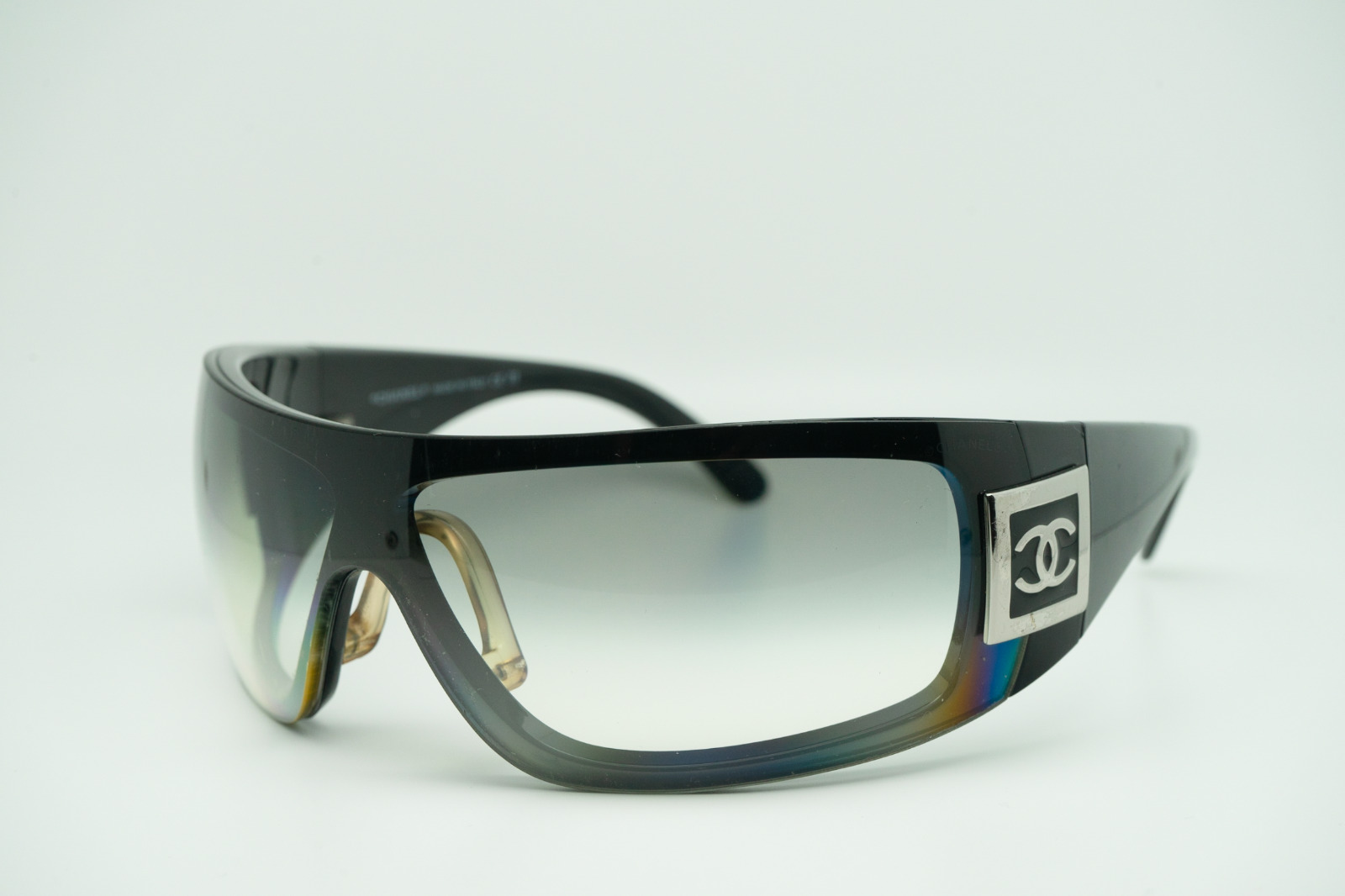 vintage CHANEL CC 90s y2k visor shield frame sunglasses, mod 5085, wrap-around